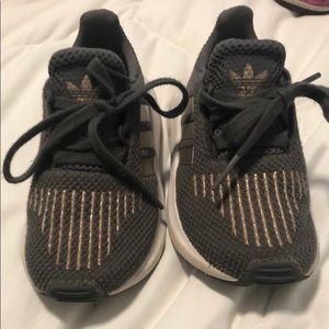 Adidas grey tennis shoes